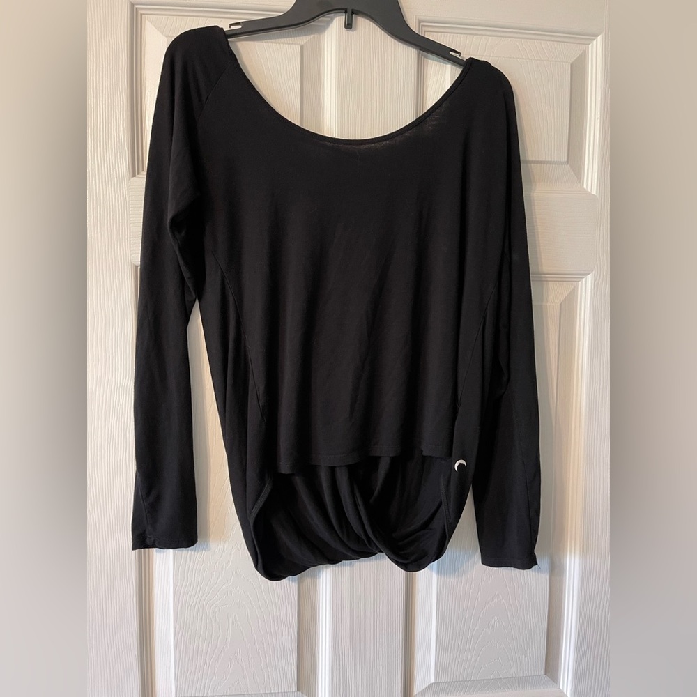 Zyia workout long sleeve